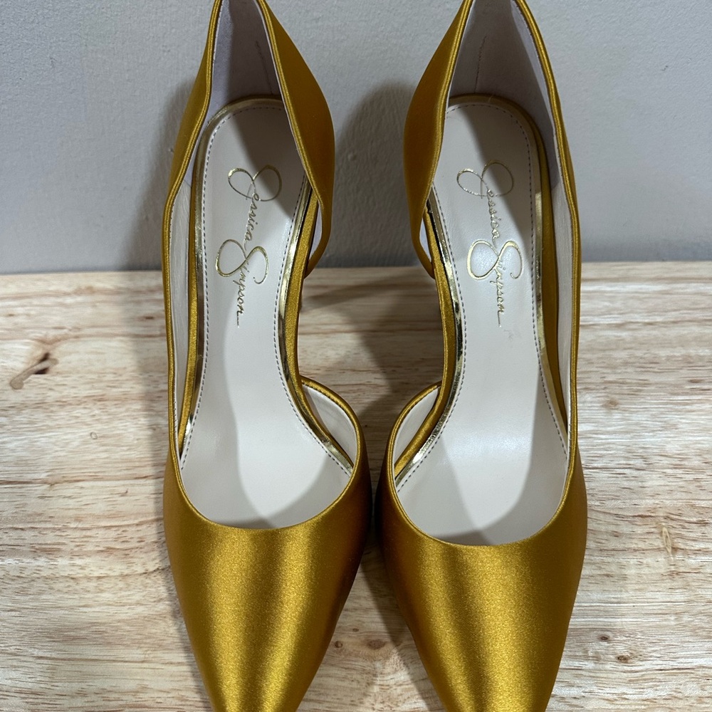 Jessica Simpson Gold Satin Pointed Toe Heels